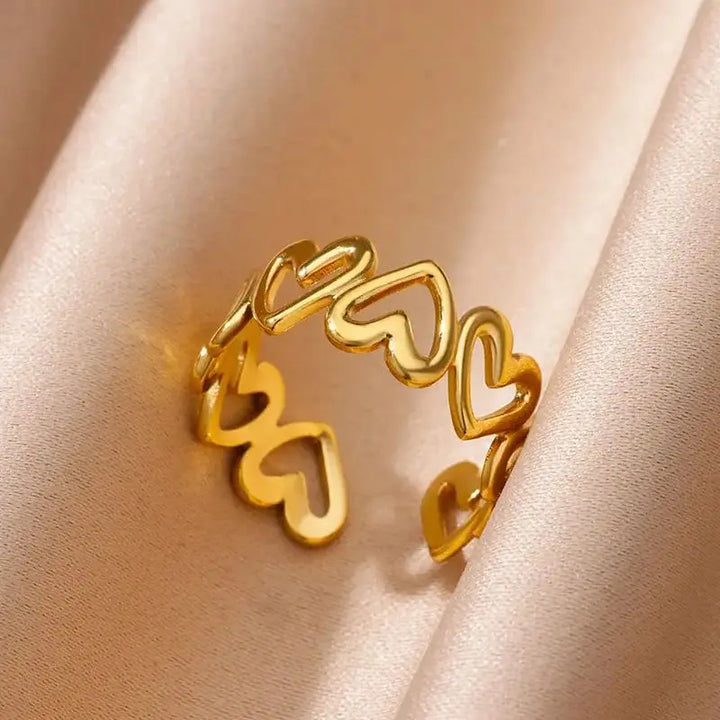 Endless Hearts Ring